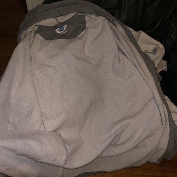 Personalized ‘Caitlin’ Robe - Picture 3 of 3